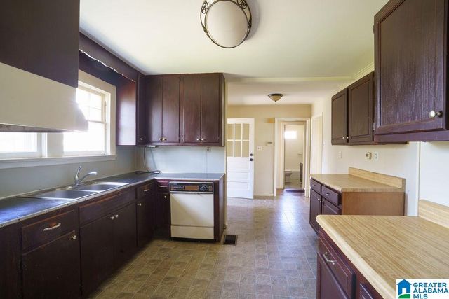 6047 POCAHONTAS ROAD, Bessemer, AL 35022