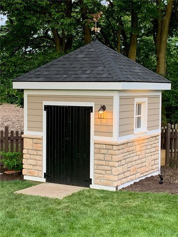 731 Sherwood Drive, Troy, OH 45373