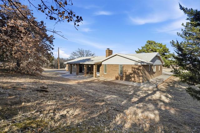 22778 Highway 62B, Snyder, OK 73566