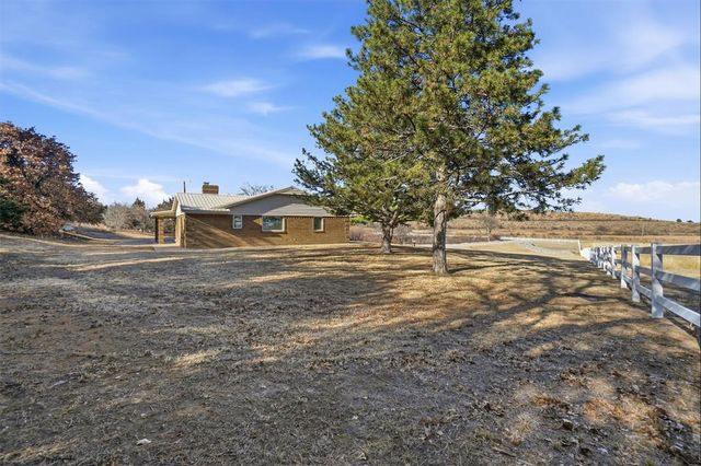 22778 Highway 62B, Snyder, OK 73566