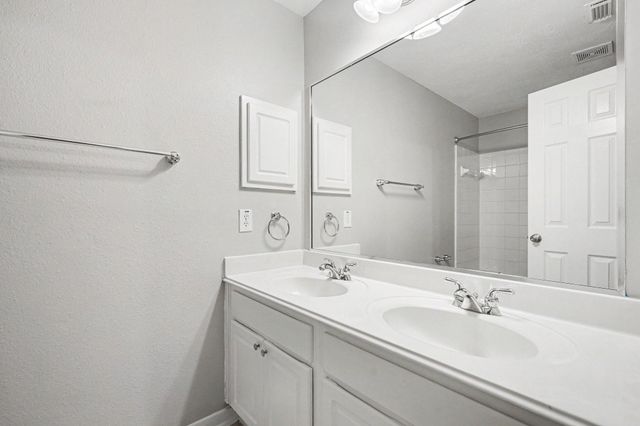 6511 Greencreek Meadows Lane, Spring, TX 77379