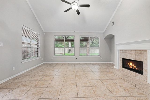 6511 Greencreek Meadows Lane, Spring, TX 77379