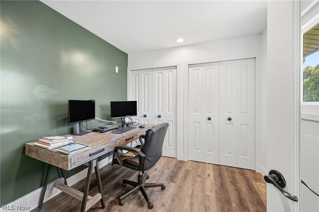24042 Greenlawn Avenue, Beachwood, OH 44122