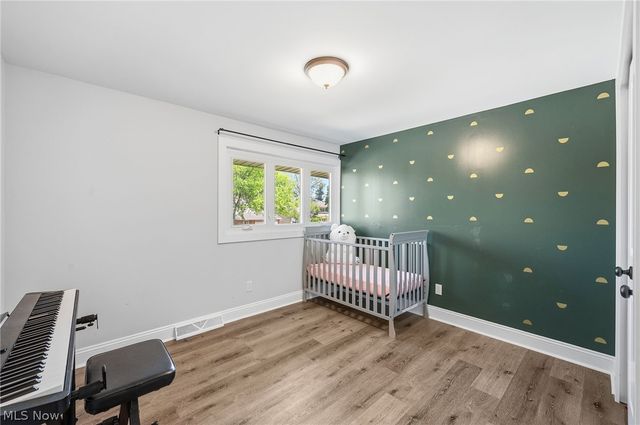 24042 Greenlawn Avenue, Beachwood, OH 44122