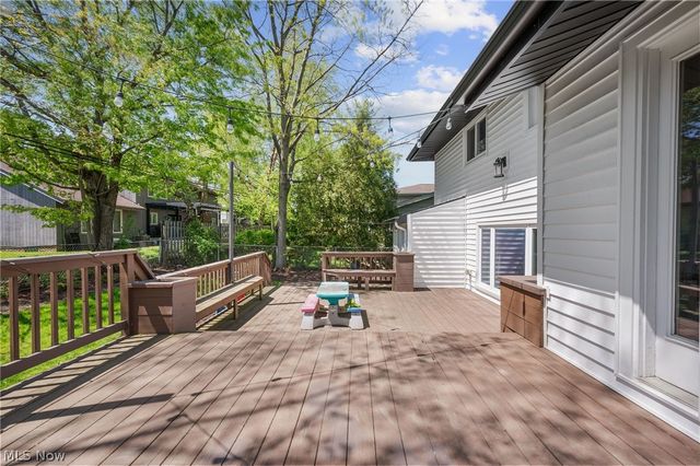 24042 Greenlawn Avenue, Beachwood, OH 44122