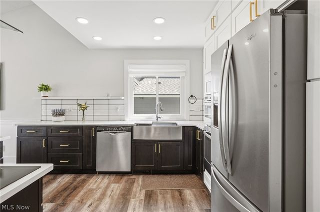 24042 Greenlawn Avenue, Beachwood, OH 44122