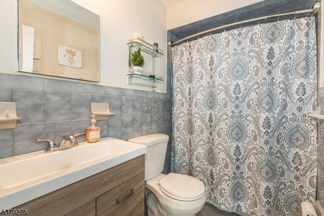 195 Howard St, Washington Twp., NJ 07676