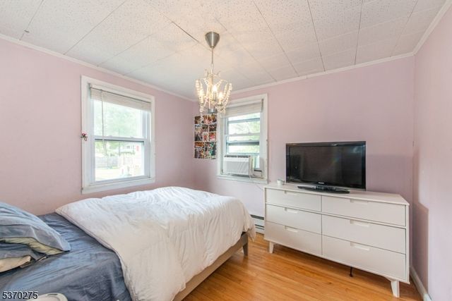 195 Howard St, Washington Twp., NJ 07676