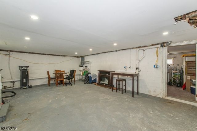 195 Howard St, Washington Twp., NJ 07676