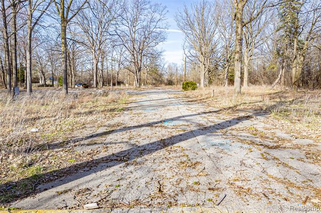 3073 W Dayton Street, Flint, MI 48504