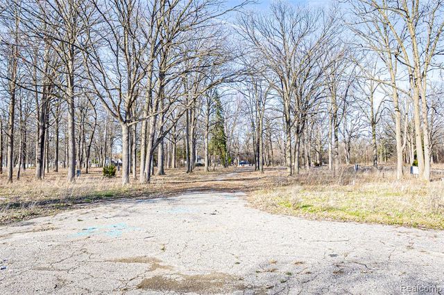 3073 W Dayton Street, Flint, MI 48504