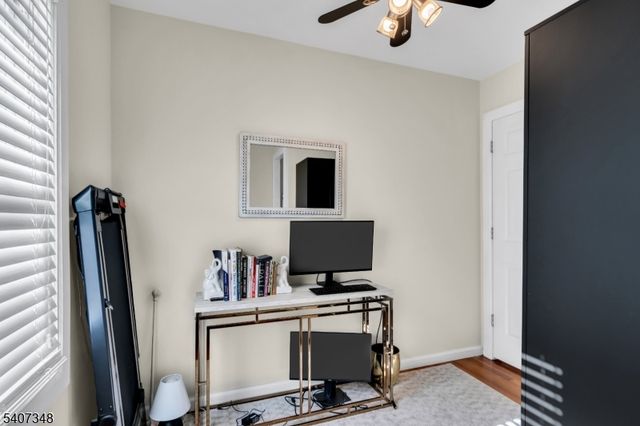 201 E Lincoln Ave, Roselle Park Boro, NJ 07204