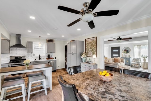 201 E Lincoln Ave, Roselle Park Boro, NJ 07204