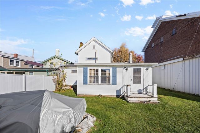 98 Canal Street, Lyons, NY 14489