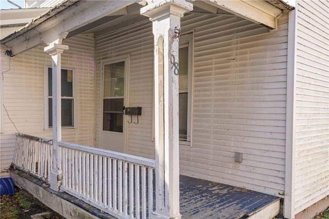 98 Canal Street, Lyons, NY 14489