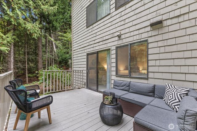 3921 108th Avenue NE #A101, Bellevue, WA 98004