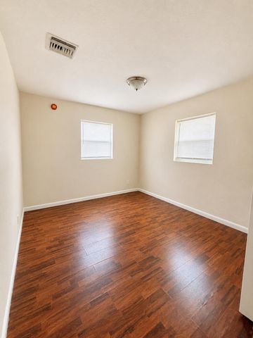 4285 SW 49th Street, Fort Lauderdale, FL 33314