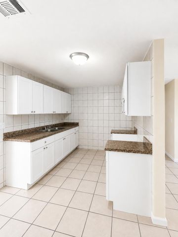 4285 SW 49th Street, Fort Lauderdale, FL 33314