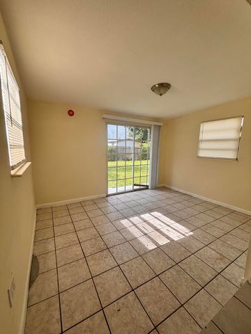 4285 SW 49th Street, Fort Lauderdale, FL 33314