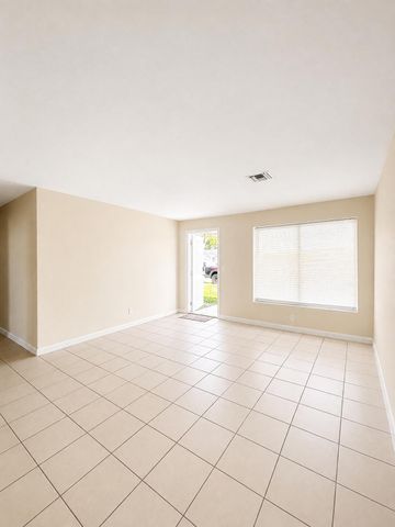 4285 SW 49th Street, Fort Lauderdale, FL 33314