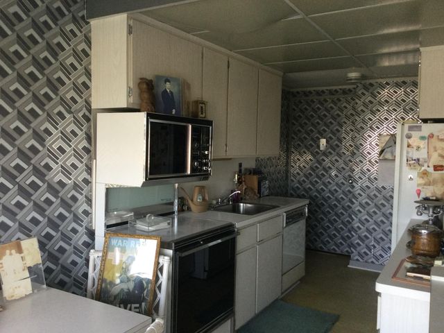 8900 E Jefferson Avenue 1012 - 1013, Detroit City, MI 48214