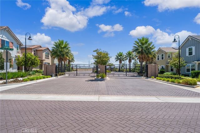 6992 Mallow Drive 4, Fontana, CA 92336