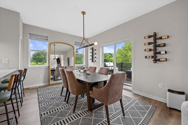 S54W25488 Pebble Brook COURT, Waukesha, WI 53189