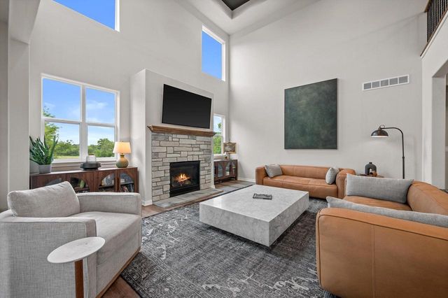 S54W25488 Pebble Brook COURT, Waukesha, WI 53189
