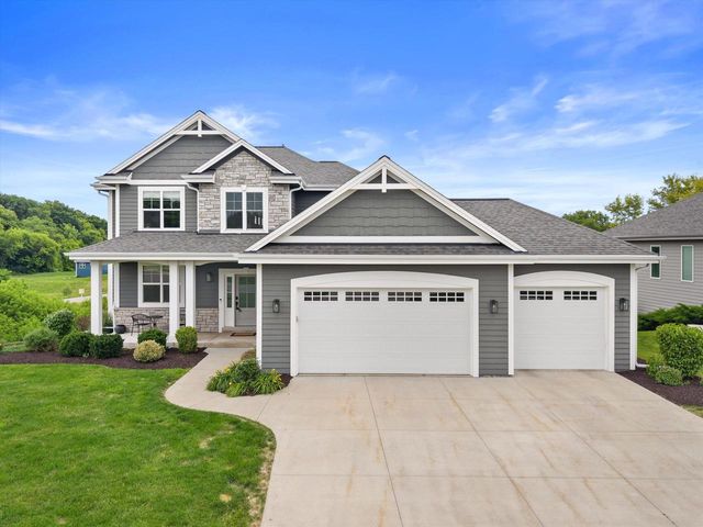 S54W25488 Pebble Brook COURT, Waukesha, WI 53189