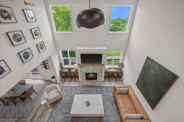 S54W25488 Pebble Brook COURT, Waukesha, WI 53189
