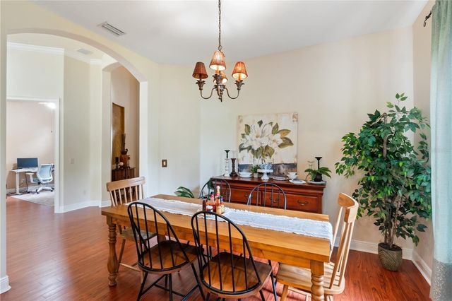 5204 GREENS DRIVE, Lady Lake, FL 32159