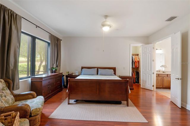 5204 GREENS DRIVE, Lady Lake, FL 32159