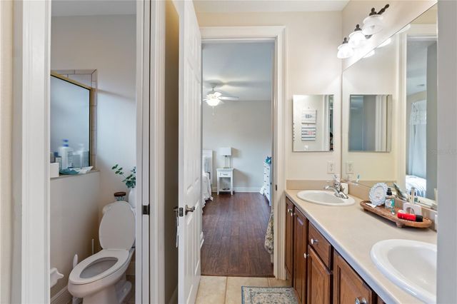 5204 GREENS DRIVE, Lady Lake, FL 32159