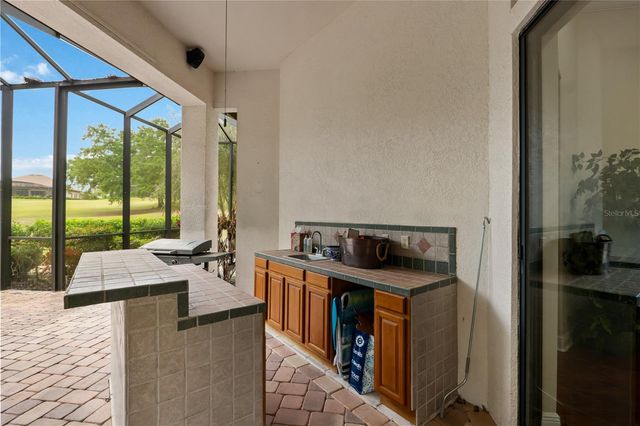 5204 GREENS DRIVE, Lady Lake, FL 32159