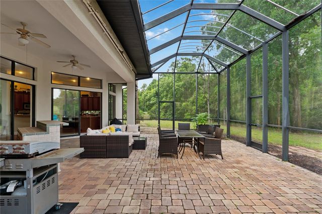 5204 GREENS DRIVE, Lady Lake, FL 32159