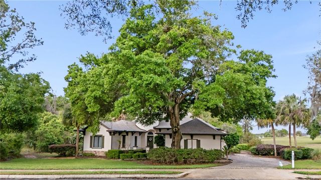 5204 GREENS DRIVE, Lady Lake, FL 32159