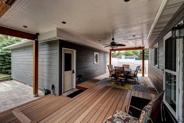 304 ST CHARLES, Rapid City, SD 57701