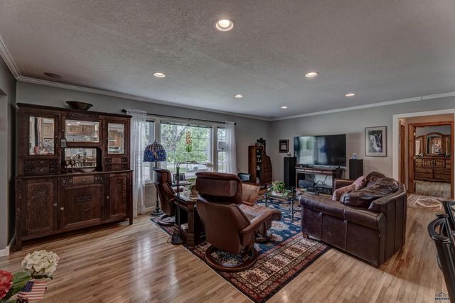 304 ST CHARLES, Rapid City, SD 57701