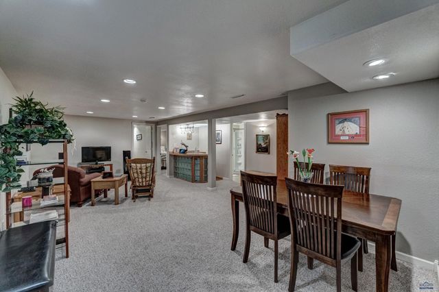 304 ST CHARLES, Rapid City, SD 57701