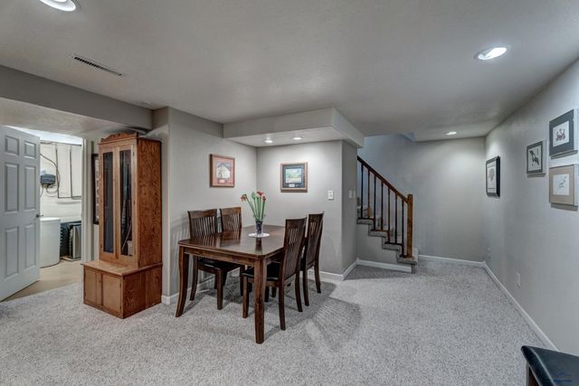 304 ST CHARLES, Rapid City, SD 57701