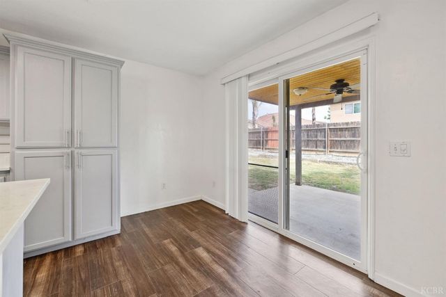 1356 Castoro Way, Hanford, CA 93230