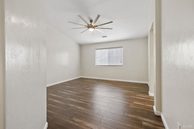 1356 Castoro Way, Hanford, CA 93230