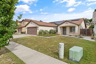1356 Castoro Way, Hanford, CA 93230