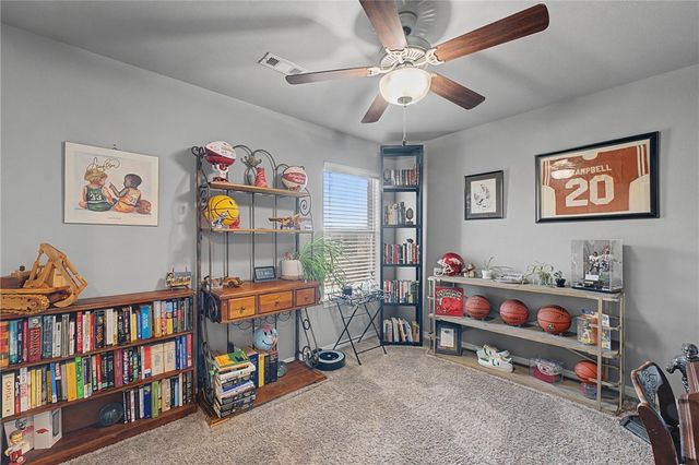 3527 Weir Road, Fayetteville, AR 72704