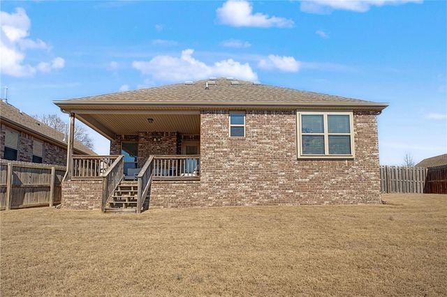 3527 Weir Road, Fayetteville, AR 72704