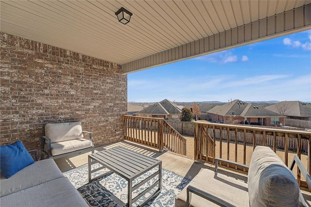 3527 Weir Road, Fayetteville, AR 72704