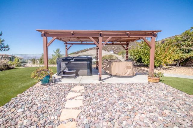 36284 Poplar, Yucaipa, CA 92399