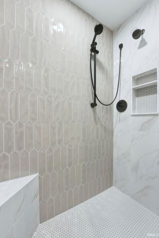 1027 Midnight Chase Grove, Fort Wayne, IN 46845