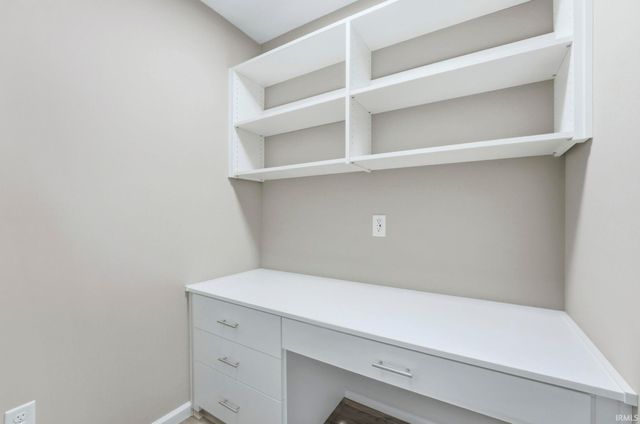 1027 Midnight Chase Grove, Fort Wayne, IN 46845