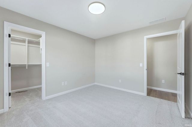 1027 Midnight Chase Grove, Fort Wayne, IN 46845